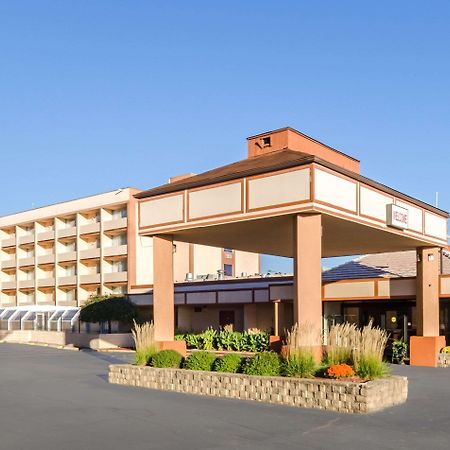 Quality Inn West Springfield Eksteriør billede