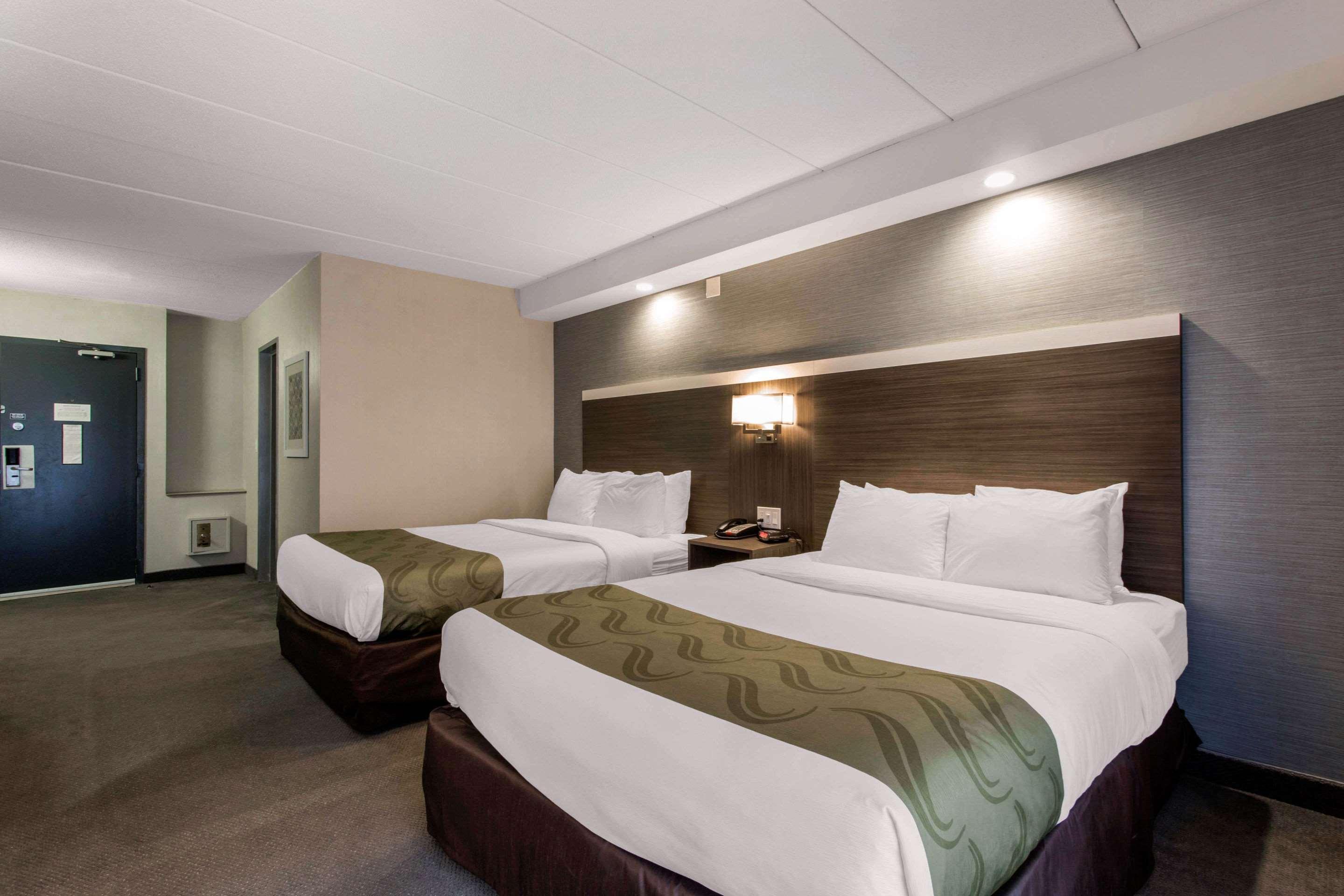 Quality Inn West Springfield Eksteriør billede