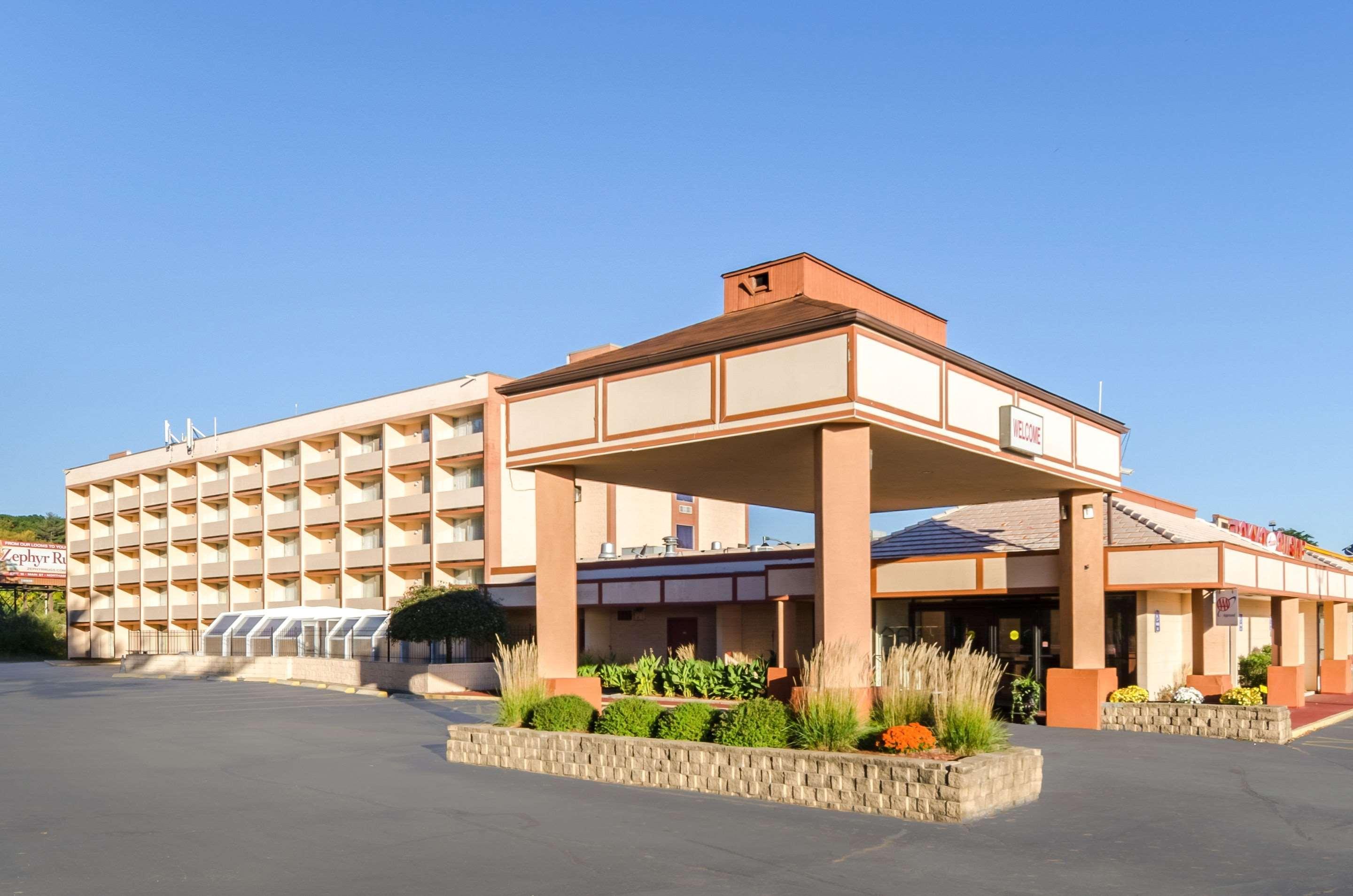 Quality Inn West Springfield Eksteriør billede
